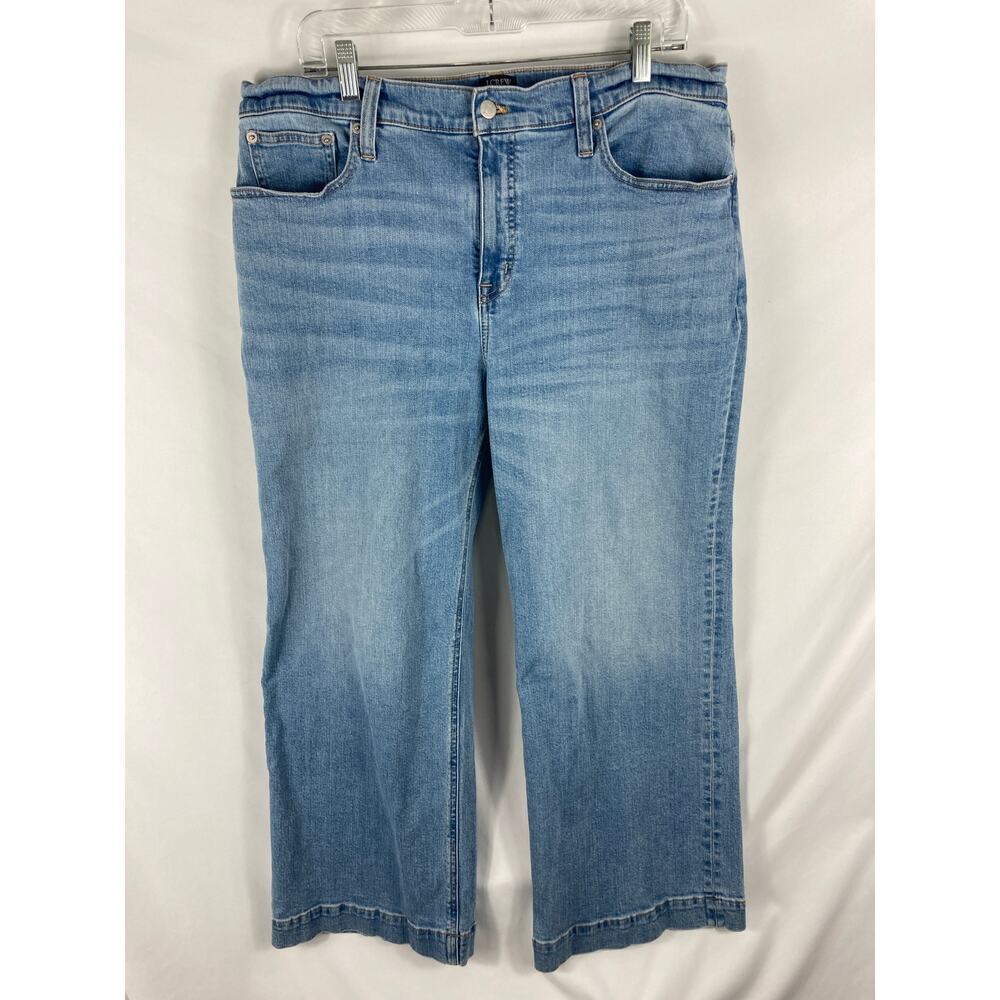 J Crew Classic Wide Leg Jeans Light Wash Blue Size 32P